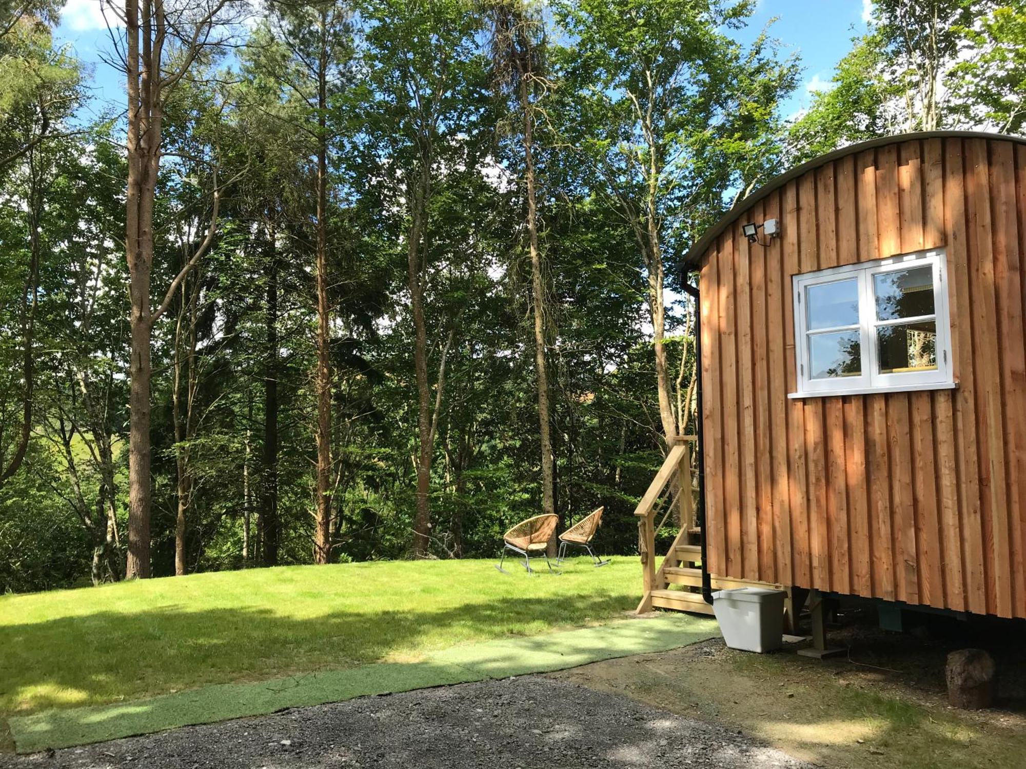 Shepherd'S Hut At Rosewood House 리스커드 외부 사진